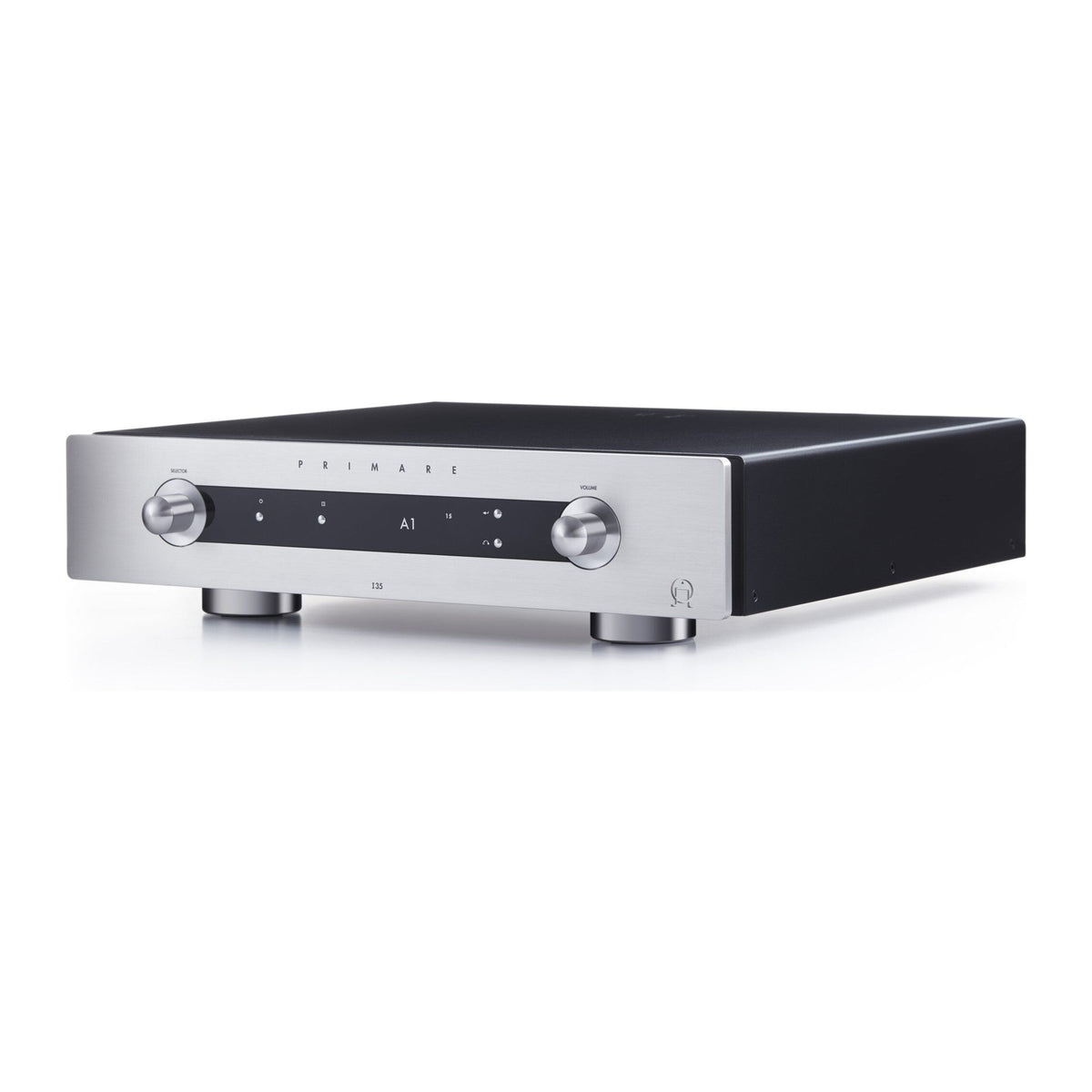 Primare I35 de trois quarts, finition titane